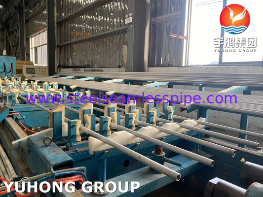 Tubo de trocador de calor em picadas Material aquecido ASME SA213 TP321 25 * 2 * 9000MM