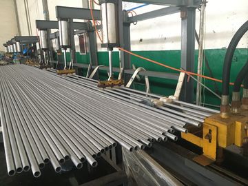 Tubo sem emenda de ASTM B444 Gr.2 INCONEL 625 aplicação 100% UT &amp; E &amp; GH do permutador de calor de 25,4 x de 2,11 x de 6096MM