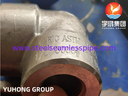 ASTM A182 F53 forjou o cotovelo 90deg NPT 3000# 1/2” a 4&quot; ASME B16.11