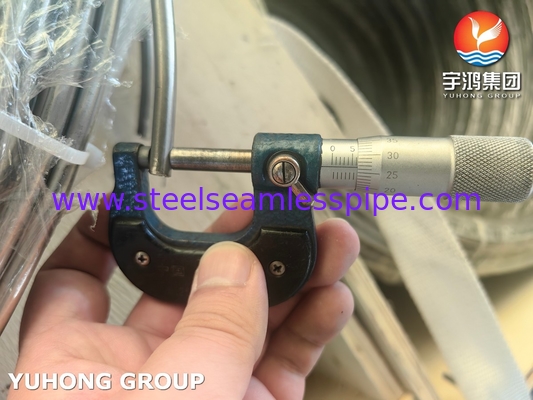 Classifique do tubo sem emenda de aço inoxidável da bobina de TP304/304L e de TP316/316L superfície recozida conservada/brilhante ASME SA213