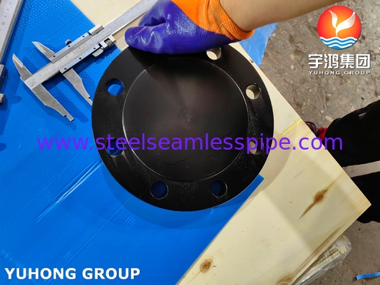 A flange cega de aço com baixo teor de carbono, forjada e normalizada, ASME B16.5 / EN1092-1, utilizada em oleodutos e gasodutos