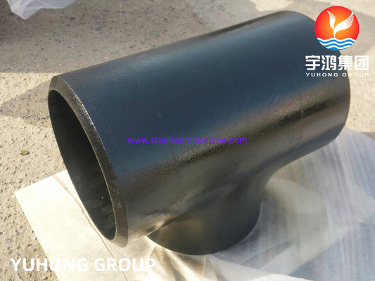 ASTM A234 WP11 Equal Tee, Combinação de fundição de aço carbono, pintura preta à prova de ferrugem