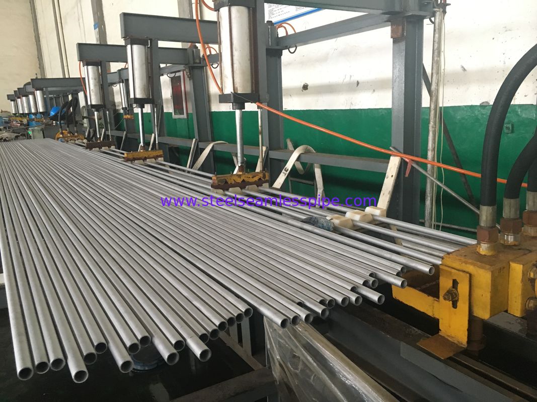 Tubo sem emenda de ASTM B444 Gr.2 INCONEL 625 aplicação 100% UT &amp; E &amp; GH do permutador de calor de 25,4 x de 2,11 x de 6096MM