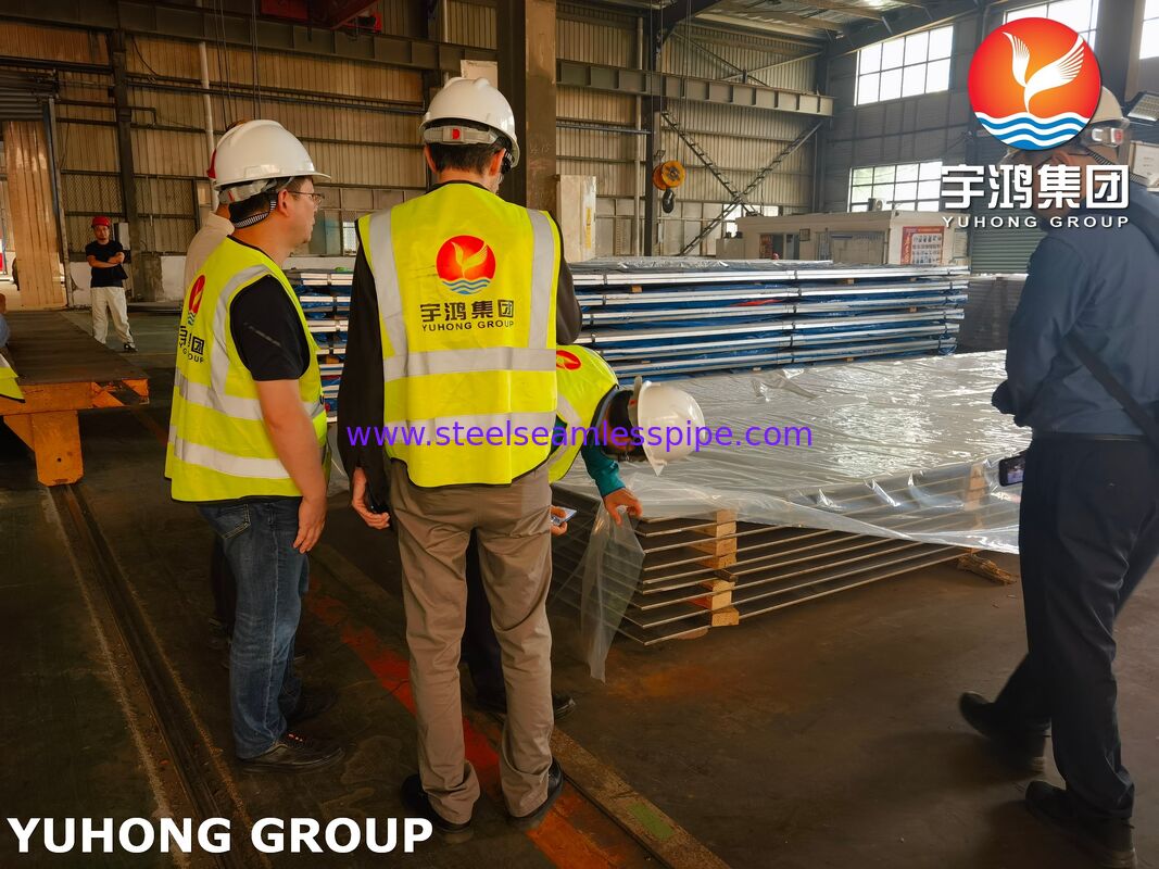 Placas revestidas de aço de titânio Partes de revestimento SA516 Gr 70 Com compostos explosivos de grau 2