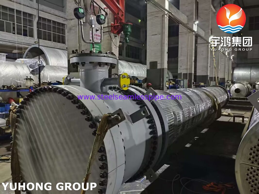 Trocador de calor de cabeça flutuante com tubos 316L e folha de tubo revestida SA350 LF2/316L para gestão de corrosão eficiente